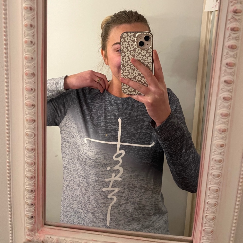 ‘Faith’ long sleeve shirt